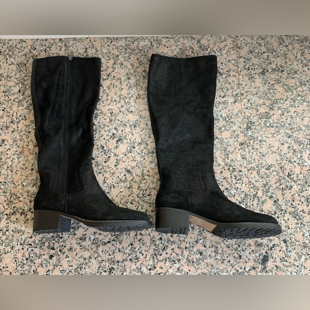 NIB Donald Pliner Women's Philipa Reverse Suede Tall Shaft Boot Black Size 8